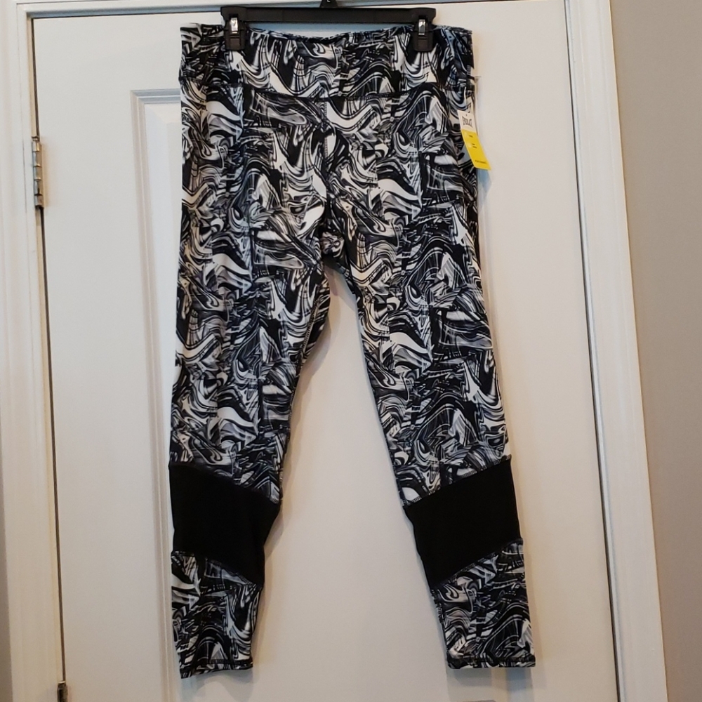Everlast Sport black & white swirl workout pants
